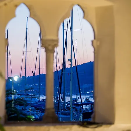 Bifora Heritage Hotel