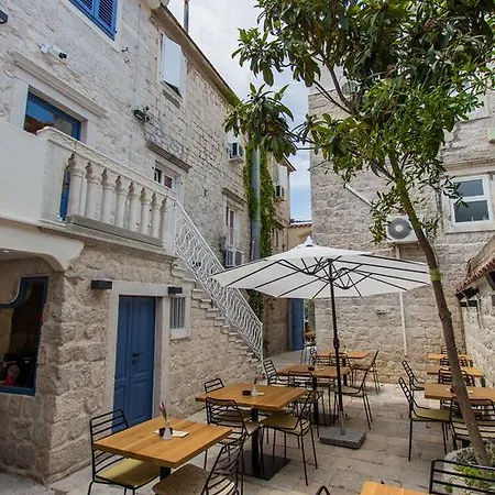 Hotel Bifora Heritage 4*
