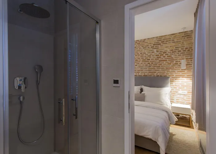 Bifora Heritage 4* 트로기르