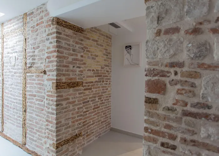 Bifora Heritage 호텔